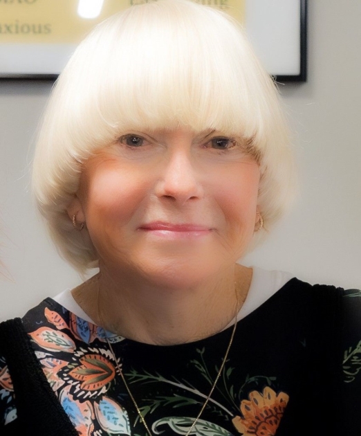 Dr. Christine Gustafson